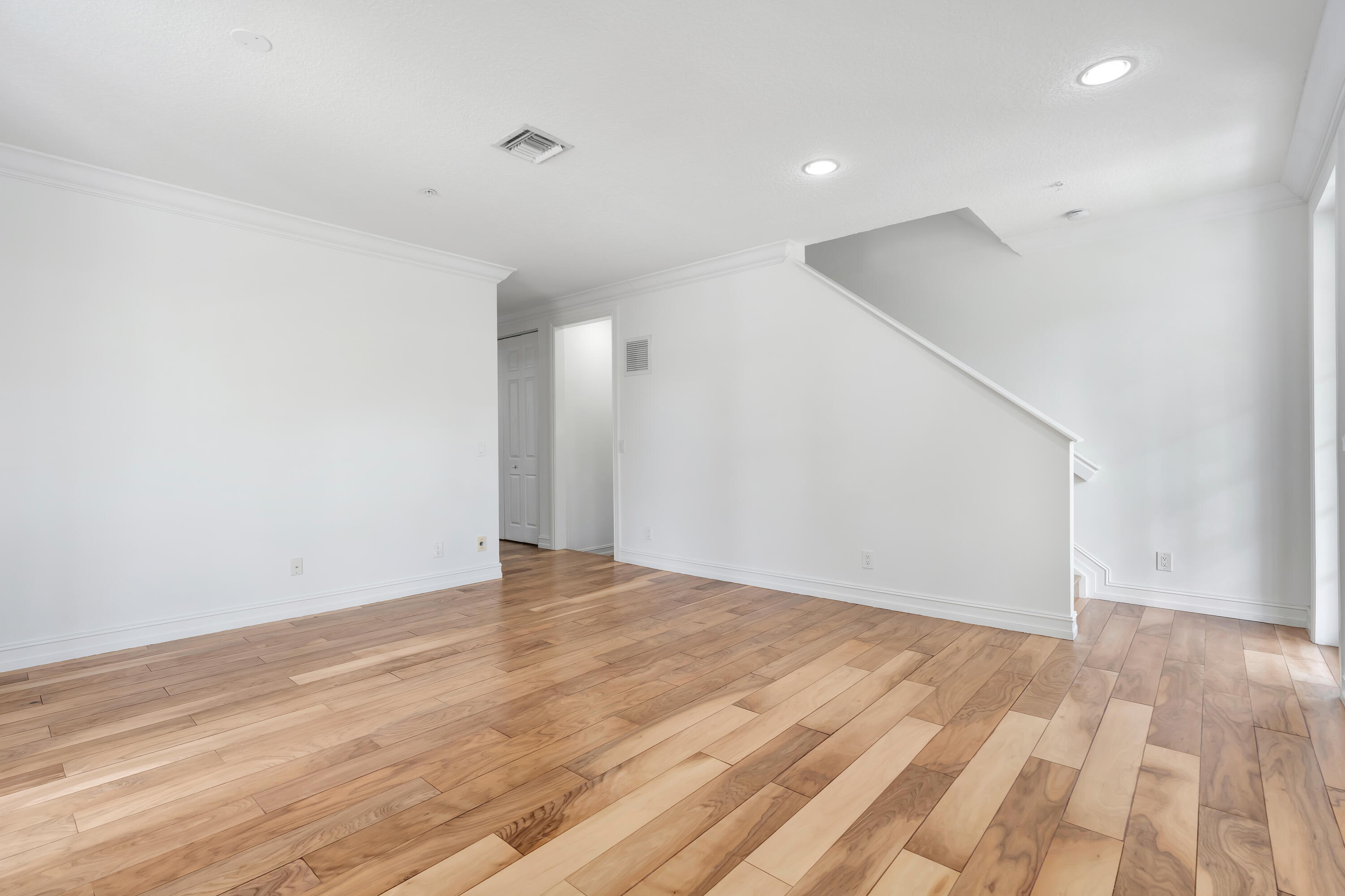 4344 Main Street Jupiter, FL 33458 - Photo 12 of 52 _MLP4231