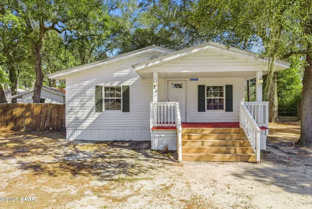 $164,000 | 1151 4th Circle, Southport, FL 32409