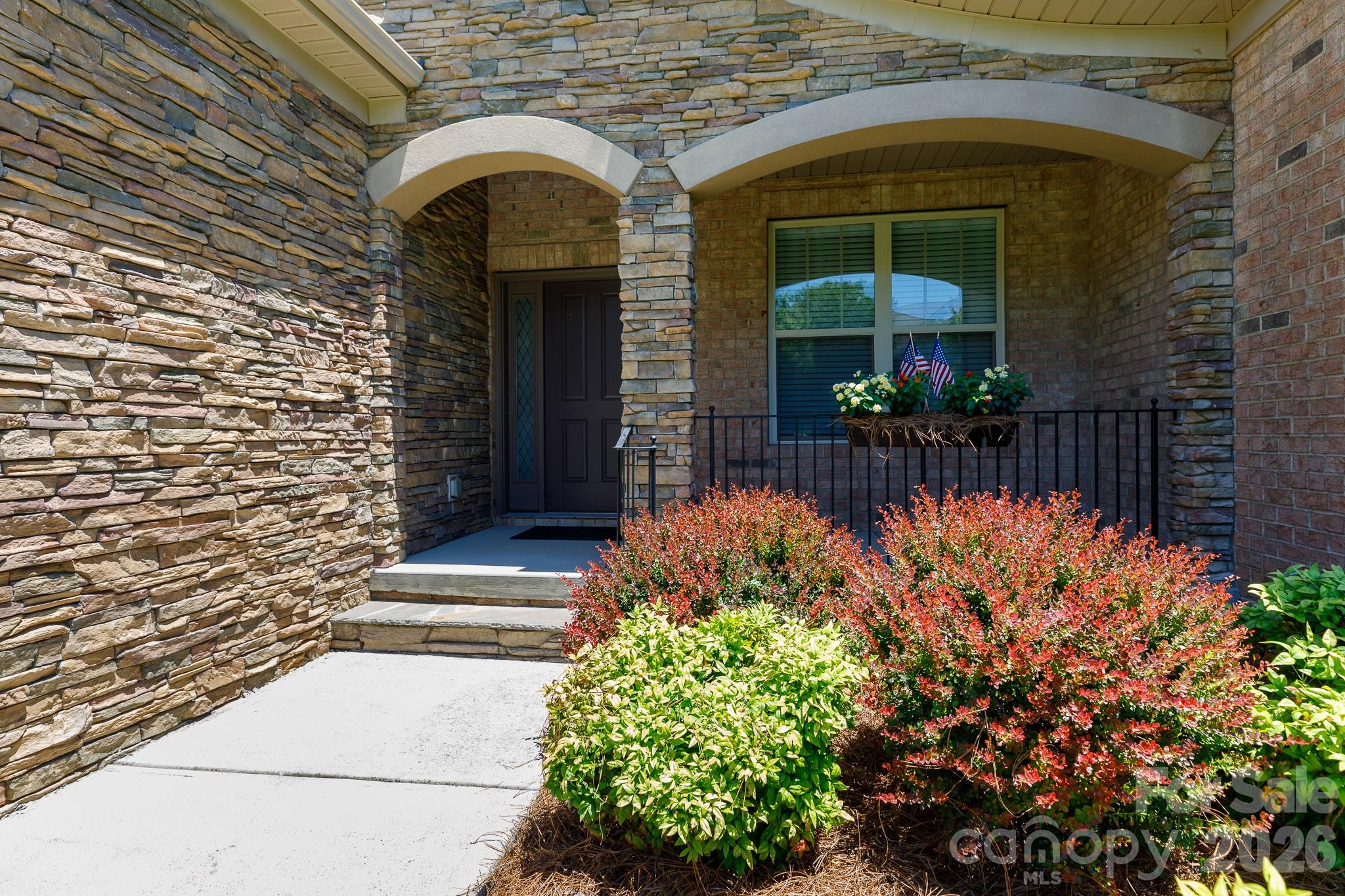 418 Inverness Place Rock Hill, SC 29730 - Photo 2 of 34