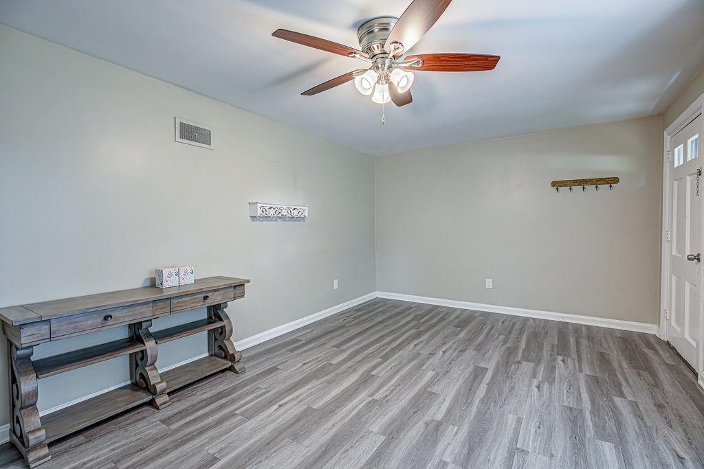 708 Ridge Avenue Aurora, IN 47001 - Photo 14 of 28 Gallery Image 14
