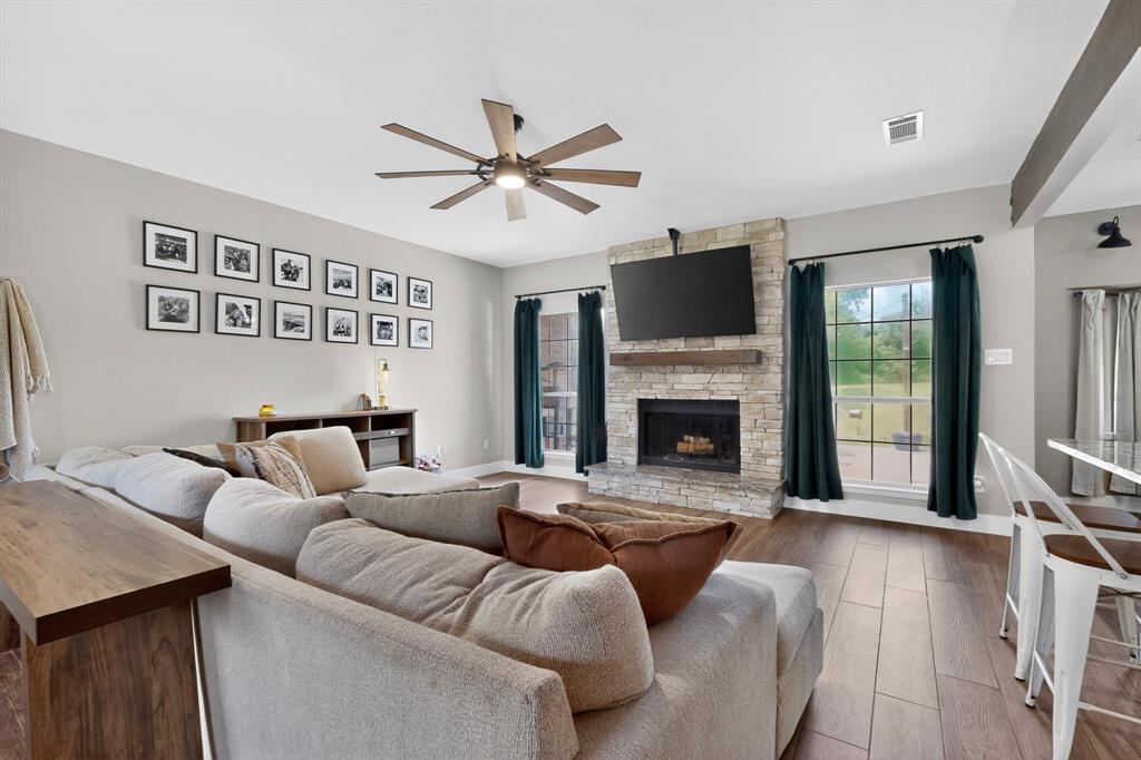 1362 Eubanks Road Seagoville, TX 75159 - Photo 10 of 36