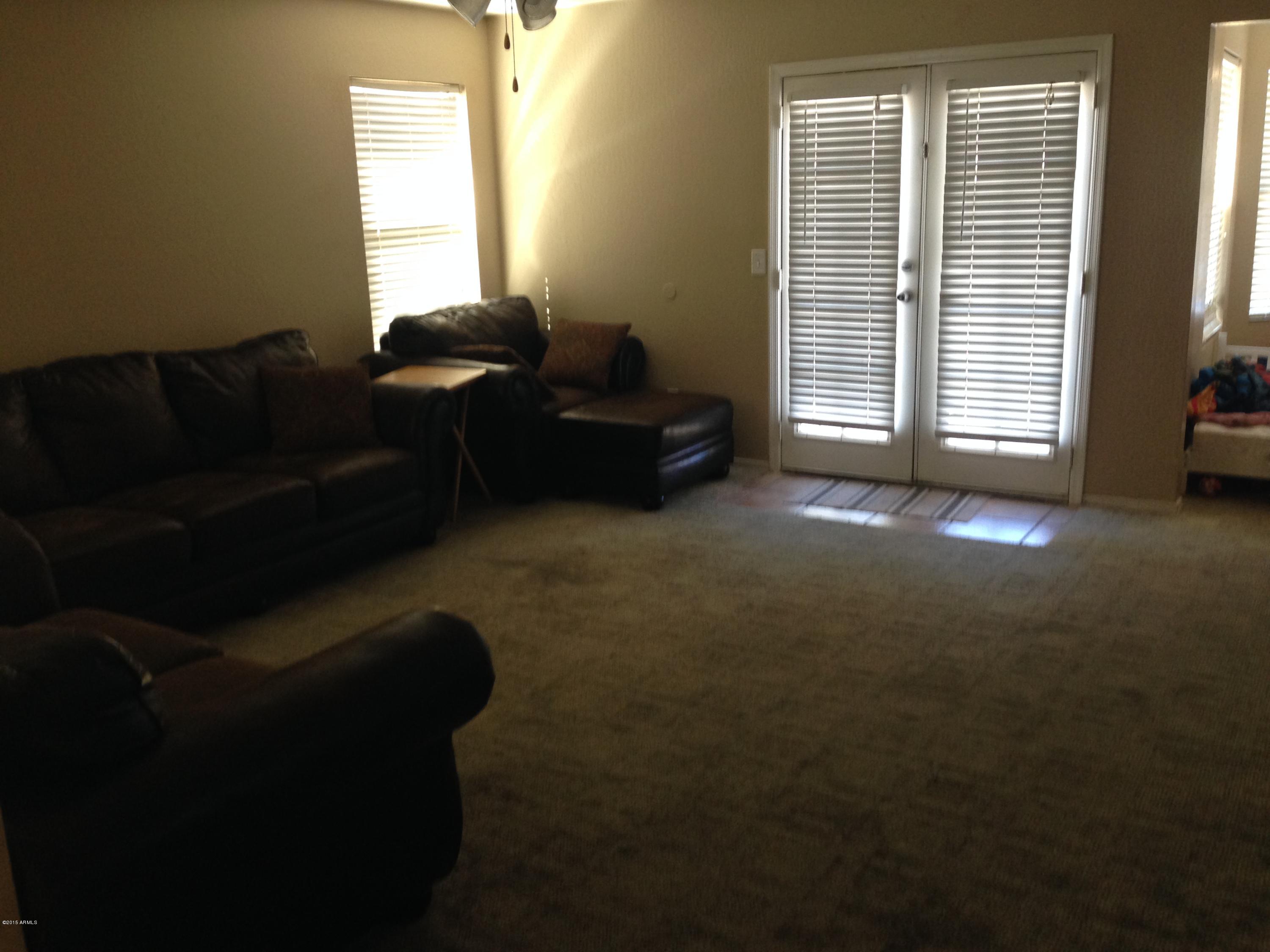 3142 West Fremont Rd. Phoenix, AZ 85041 - Photo 4 of 6 IMG_1297.JPG