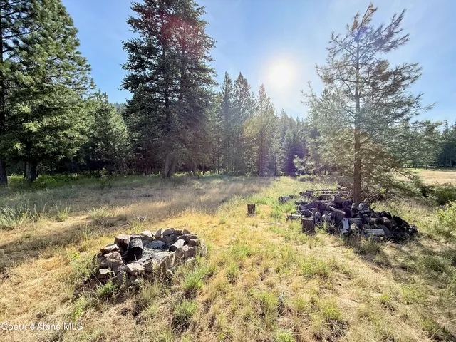 $399,999 | 869 Eagle Ridge Lane, Kingston, ID 83839