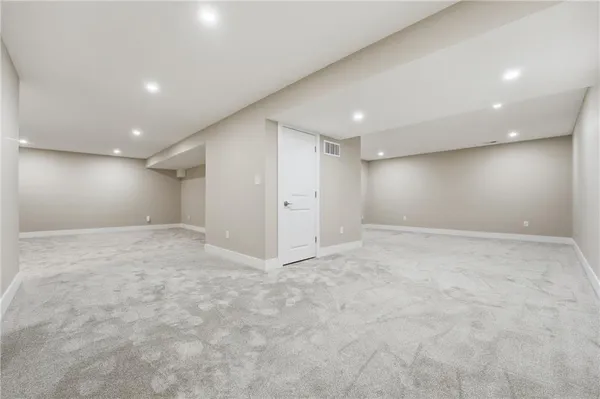 $435,000 | 102 Bristlecone Court, Freeport, PA 16229