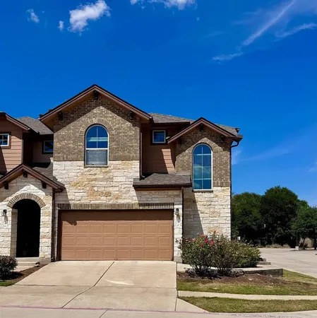 $1,995 | 1001 Zodiac Lane, Unit 50, Round Rock, TX 78665