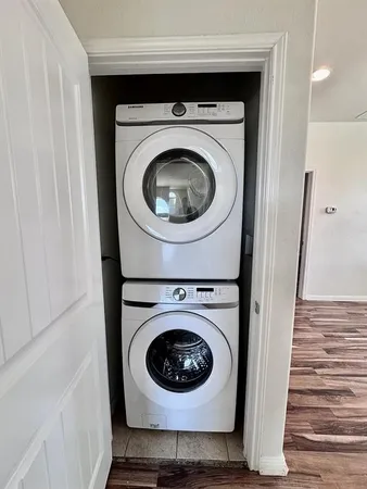 $1,995 | 1001 Zodiac Lane, Unit 50, Round Rock, TX 78665