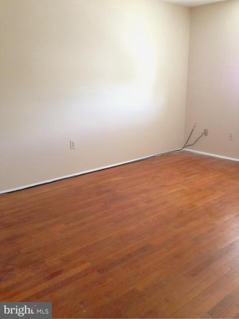 8025 Stratman Road Baltimore, MD 21222 - Photo 2 of 17 Bedroom
