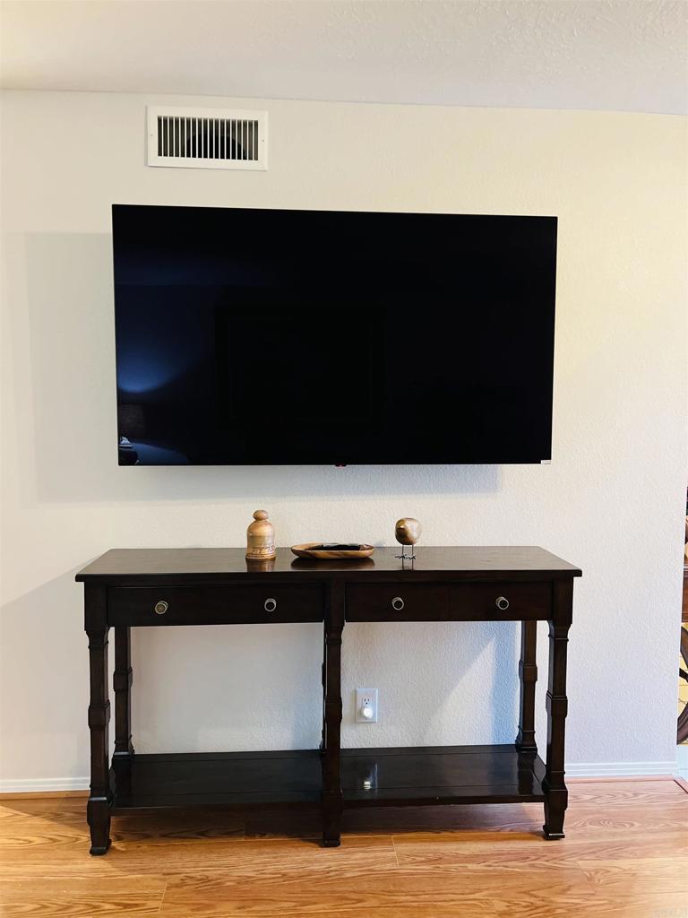 4008 Aguila Street, Unit D Carlsbad, CA 92008 - Photo 4 of 21