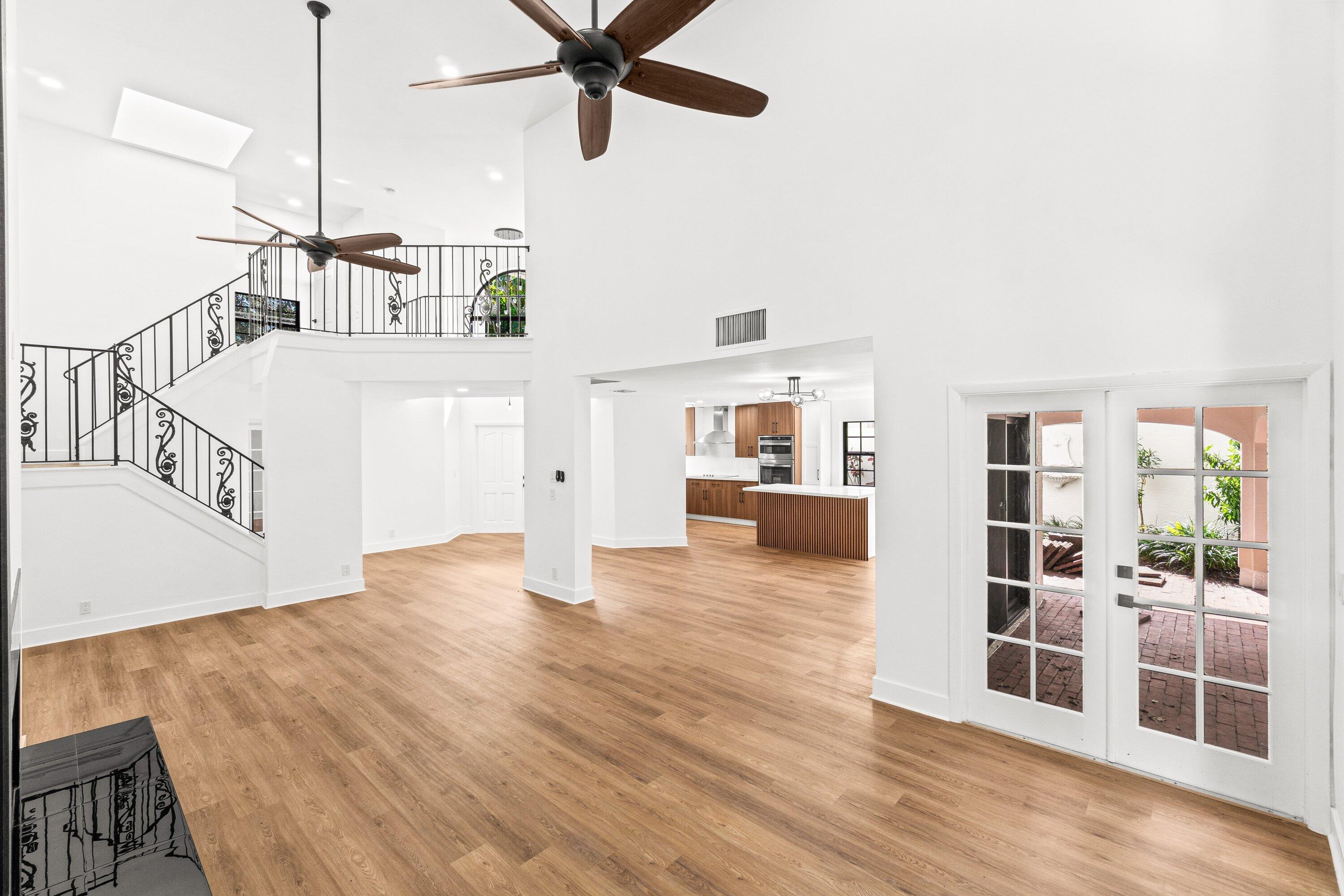 22548 Caravelle Circle, Unit 22548 Boca Raton, FL 33433 - Photo 10 of 40 010-22548CaravelleCircle-BocaRaton-FL-33