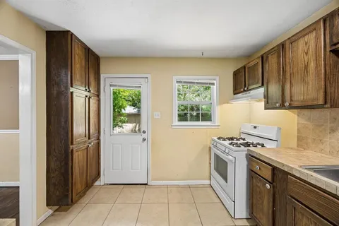 $250,000 | 3228 Perryton Drive, Dallas, TX 75224