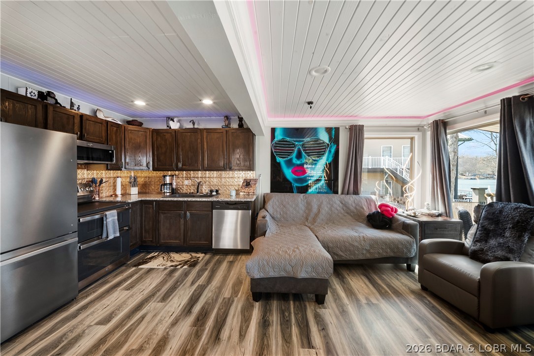 2171 Spring Cove Road Sunrise Beach, MO 65079 - Photo 17 of 54