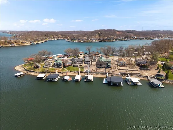 $649,000 | 2171 Spring Cove Road, Sunrise Beach, MO 65079