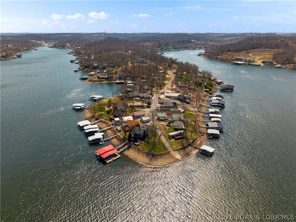 $649,000 | 2171 Spring Cove Road, Sunrise Beach, MO 65079