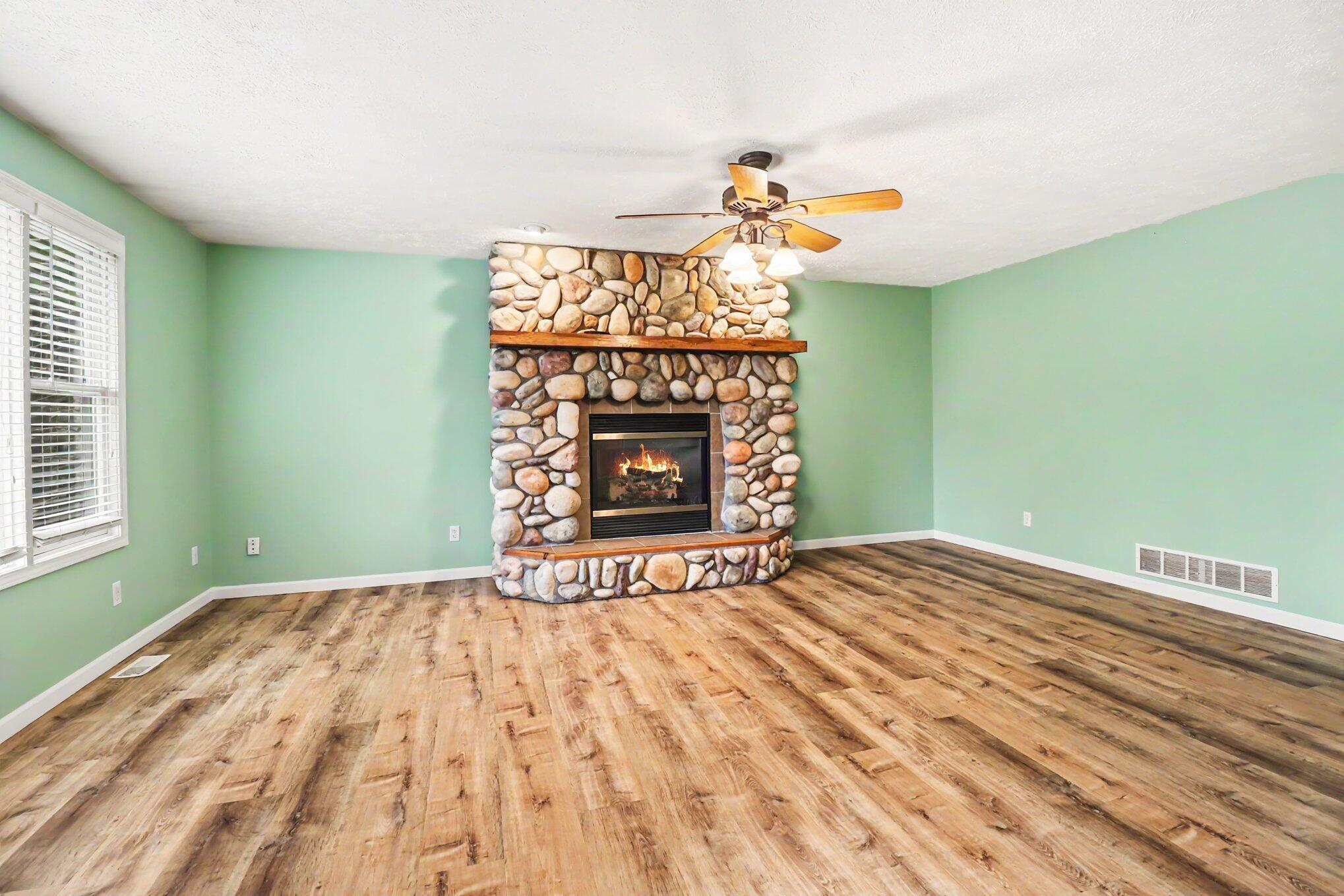 3175 West Hansen Road Ludington, MI 49431 - Photo 14 of 31 007_file_2928