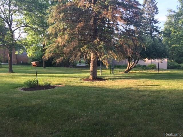 722 Huntington Road Grand Blanc, MI 48439 - Photo 21 of 24 IMG_1470.JPG