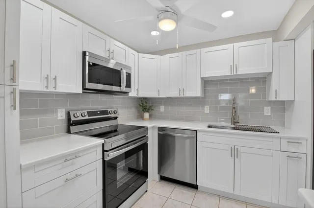 $127,000 | 294 Tuscany F, Delray Beach, FL 33446