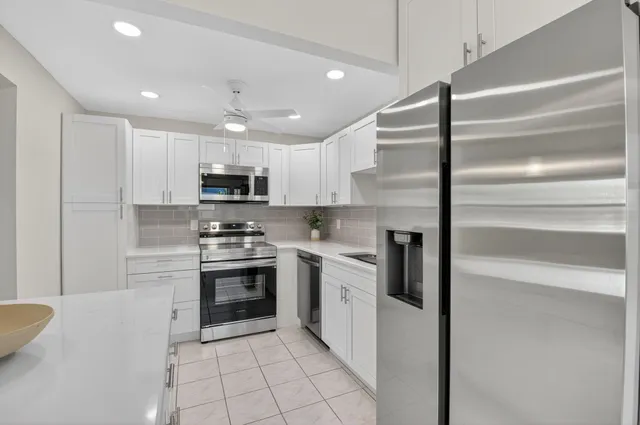 $127,000 | 294 Tuscany F, Delray Beach, FL 33446