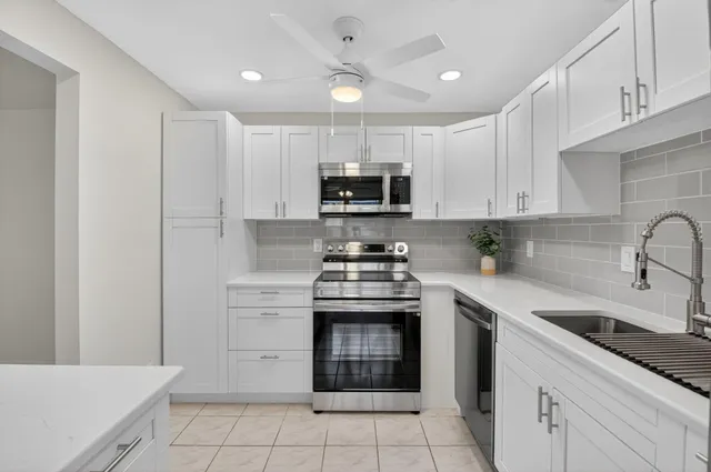 $127,000 | 294 Tuscany F, Delray Beach, FL 33446