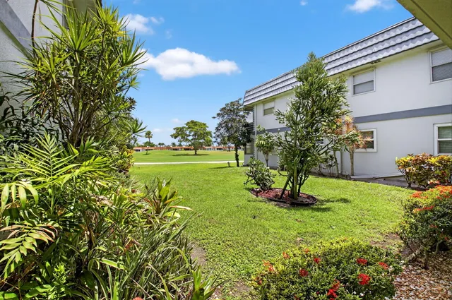 $127,000 | 294 Tuscany F, Delray Beach, FL 33446