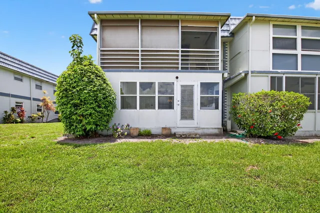 $127,000 | 294 Tuscany F, Delray Beach, FL 33446