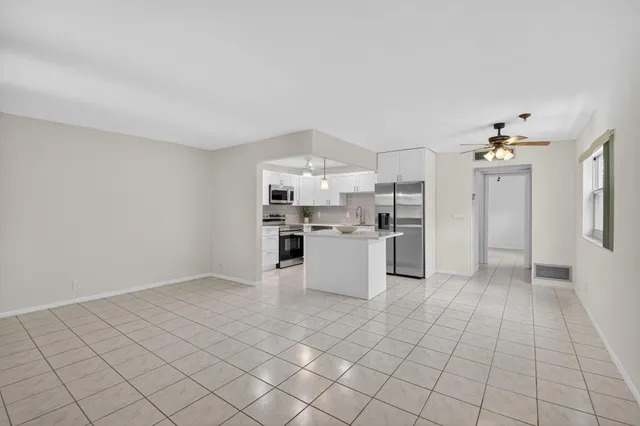 $127,000 | 294 Tuscany F, Delray Beach, FL 33446