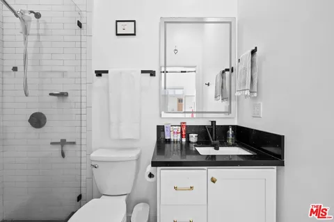 $1,698,000 | 3170 Glenmanor Place, Los Angeles, CA 90039