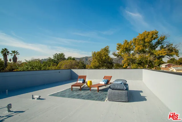 $1,698,000 | 3170 Glenmanor Place, Los Angeles, CA 90039