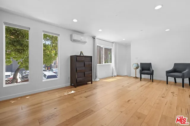 $1,698,000 | 3170 Glenmanor Place, Los Angeles, CA 90039