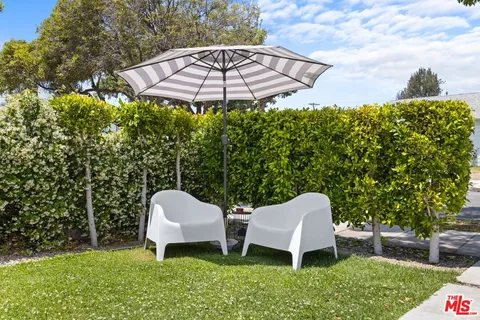 $1,698,000 | 3170 Glenmanor Place, Los Angeles, CA 90039