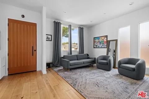 $1,698,000 | 3170 Glenmanor Place, Los Angeles, CA 90039