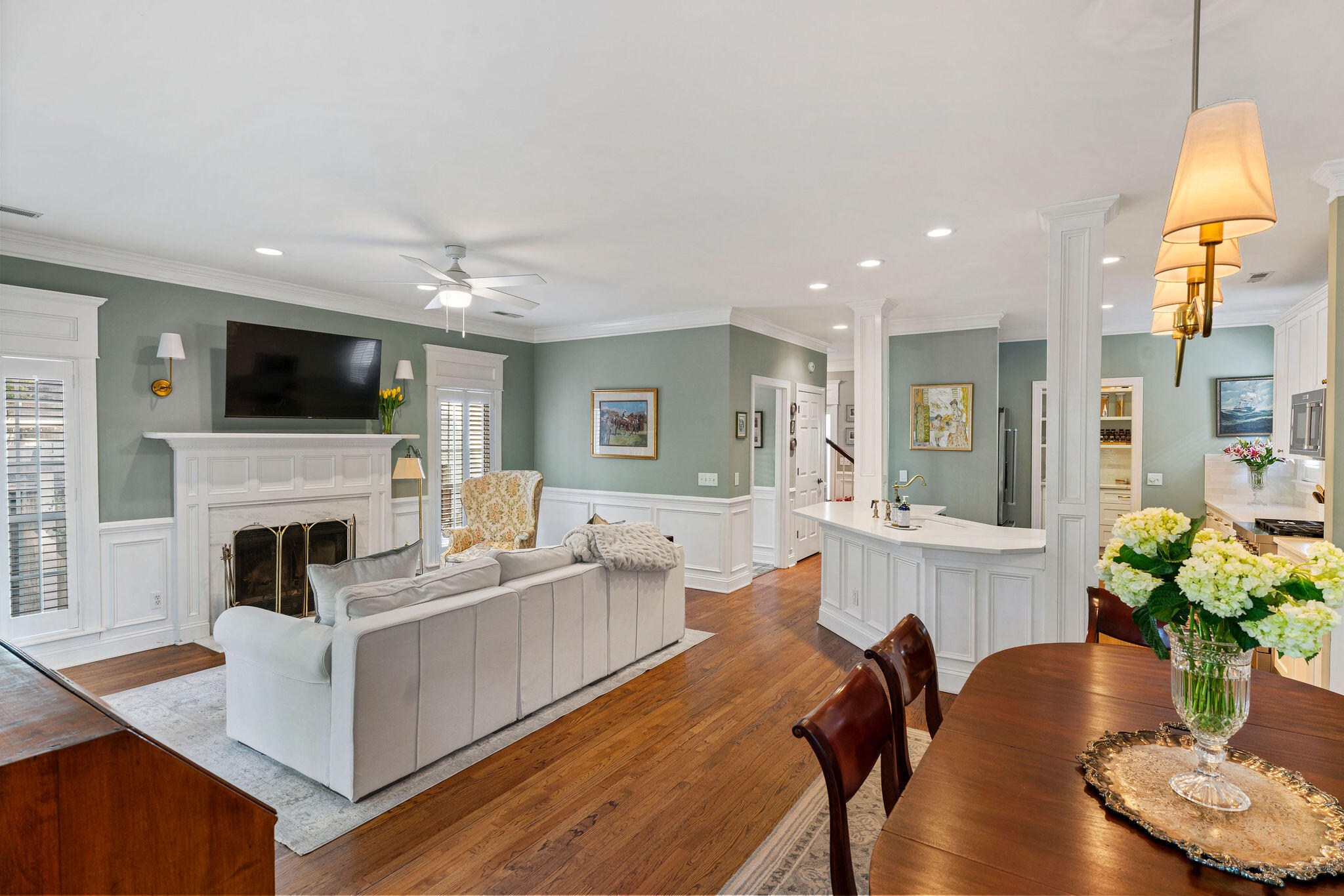 1093 Mathis Ferry Road Mount Pleasant, SC 29464 - Photo 13 of 36 living 2