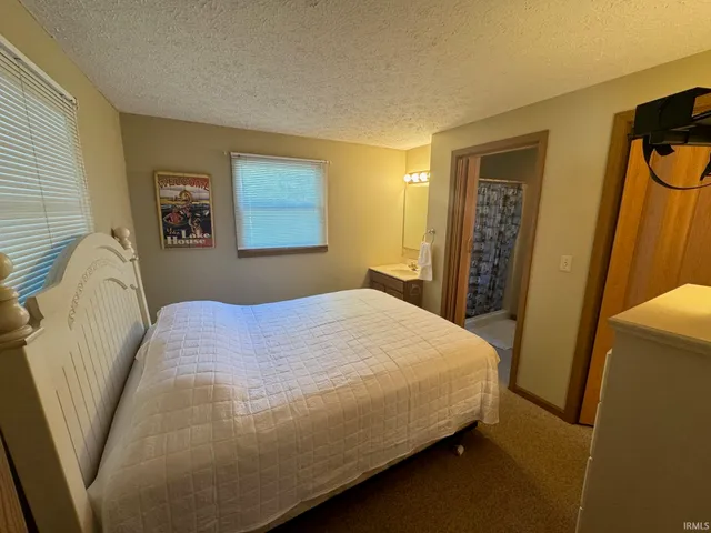 $449,900 | 3213 Barrett Road, Rochester, IN 46975