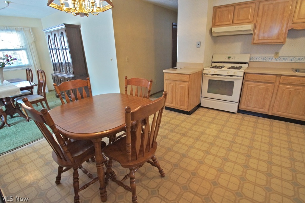 7299 Hodgson Road Mentor, OH 44060 - Photo 6 of 24 Gallery Image 6