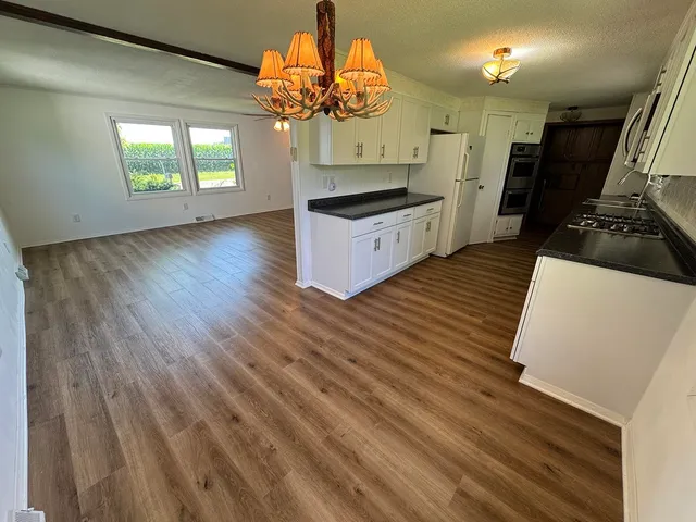 $162,000 | 25115 Locust Road, Lanark, IL 61046