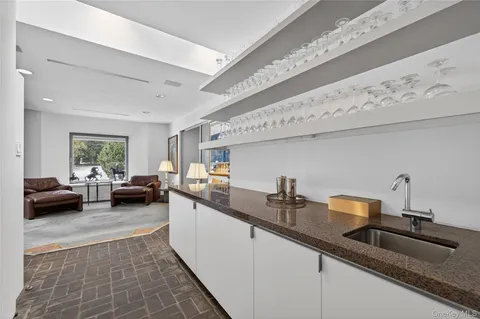 $3,200,000 | 120 Bacon Road, Old Westbury, NY 11568