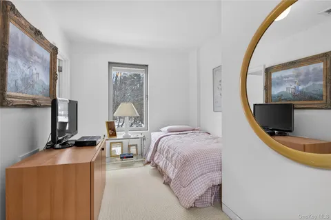 $3,200,000 | 120 Bacon Road, Old Westbury, NY 11568