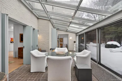 $3,200,000 | 120 Bacon Road, Old Westbury, NY 11568