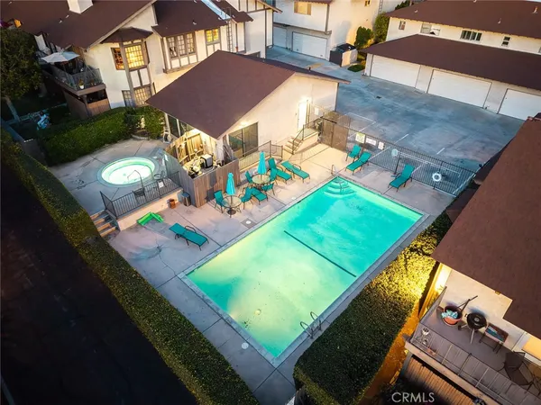 $678,000 | 105 South Mayflower Avenue, Unit E, Monrovia, CA 91016