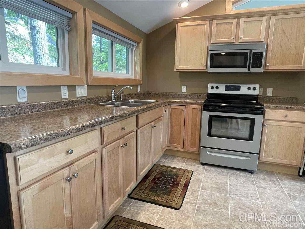 51 Middle Island Point Road Marquette, MI 49855 - Photo 18 of 47 Gallery Image 18