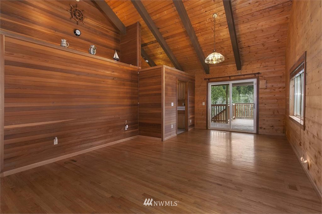 14037 Bandix Road Southeast Olalla, WA 98359 - Photo 9 of 15 Gallery Image 9