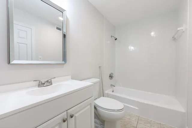 $239,900 | 14 Shadowbrook Lane, Unit 30, Milford, MA 01757