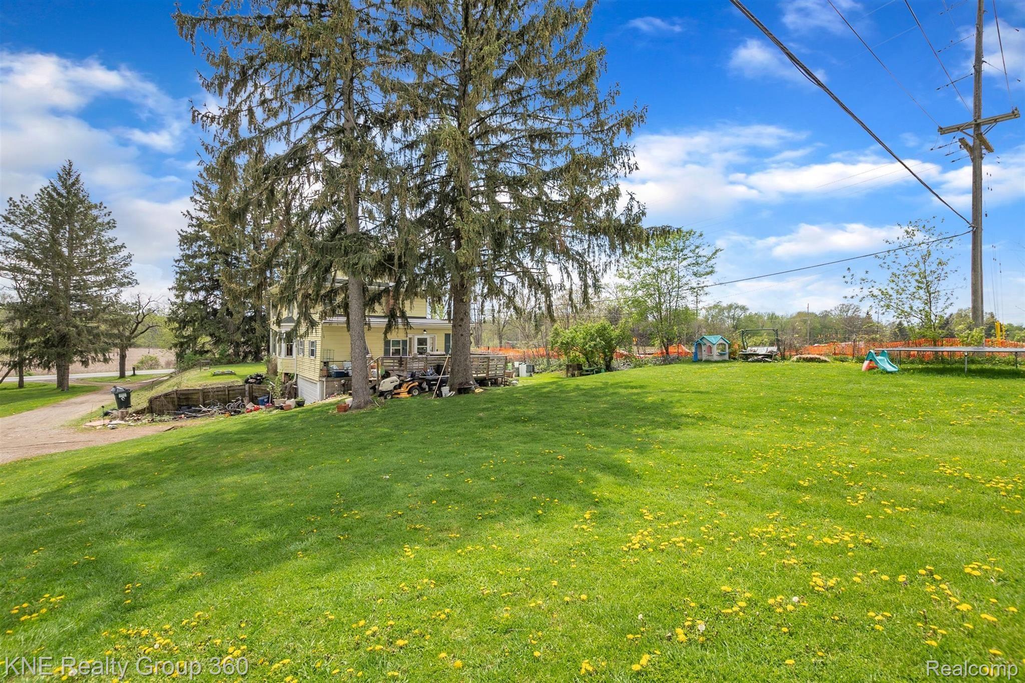 58666 East Eight Mile Road South Lyon, MI 48178 - Photo 35 of 35 41-58666 Eight Mile Rd-Windowstill-Real-Estate-Photography-41.jpg
