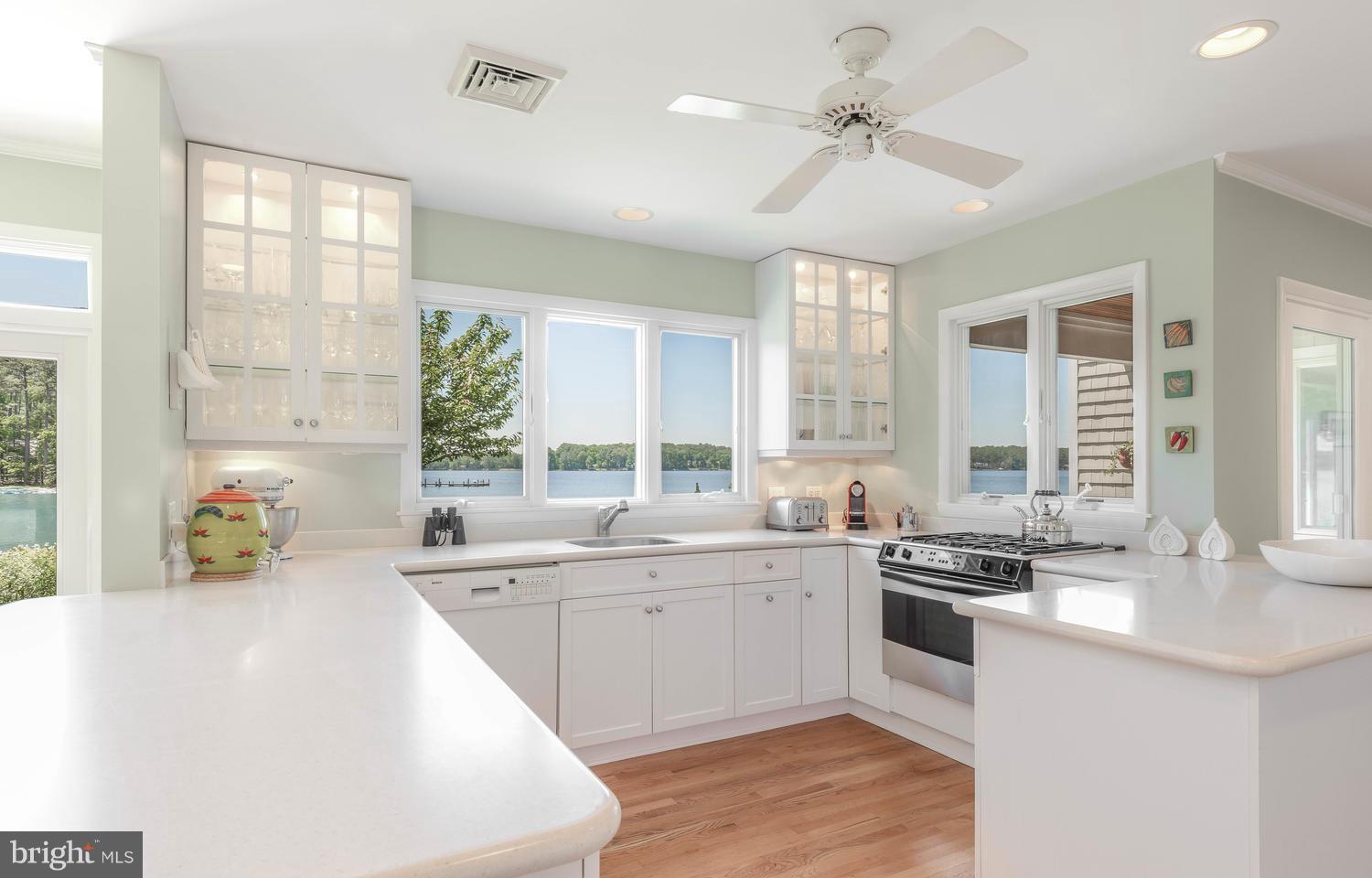 8010 Church Neck Road St. Michaels, MD 21663 - Photo 14 of 30 Dining Island