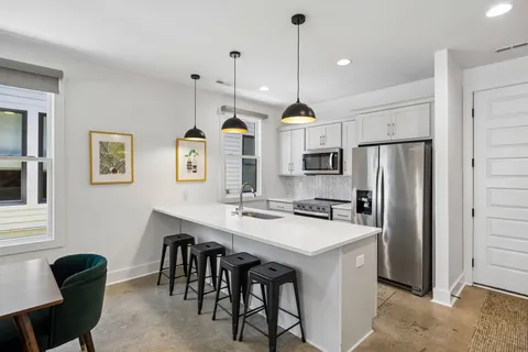 $559,000 | 860 Seymour Avenue, Nashville, TN 37206