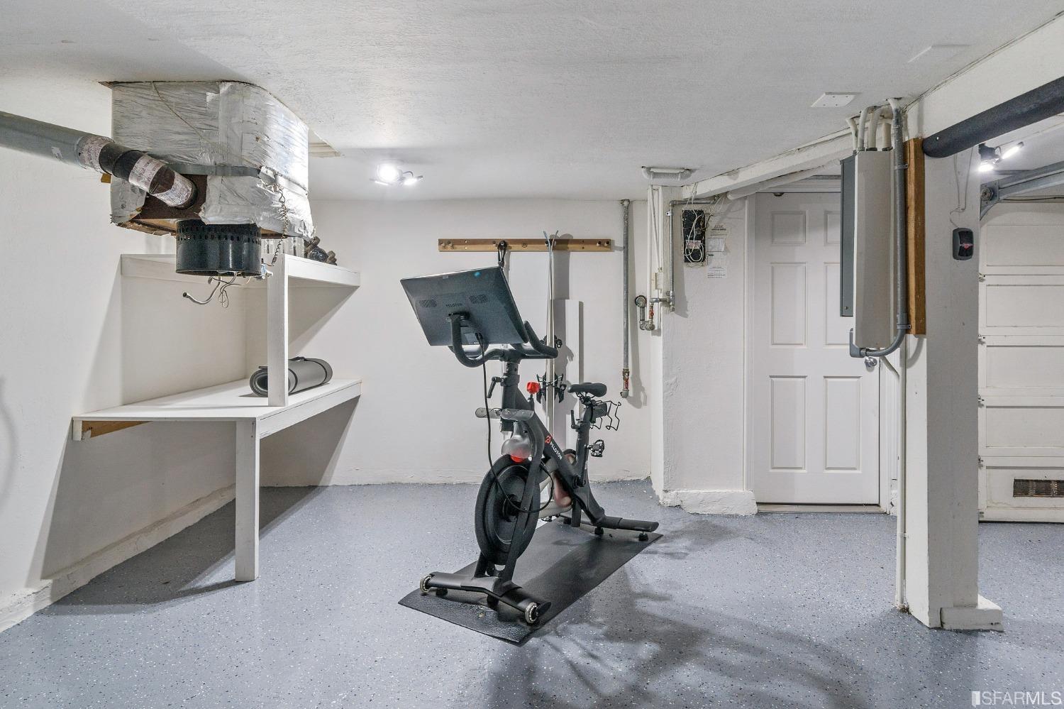 104 3rd Avenue San Francisco, CA 94118 - Photo 38 of 41 a view of a room with gym equipment