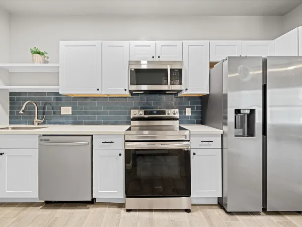 $1,600 | 1119 Waugh Drive, Unit 4, Houston, TX 77019