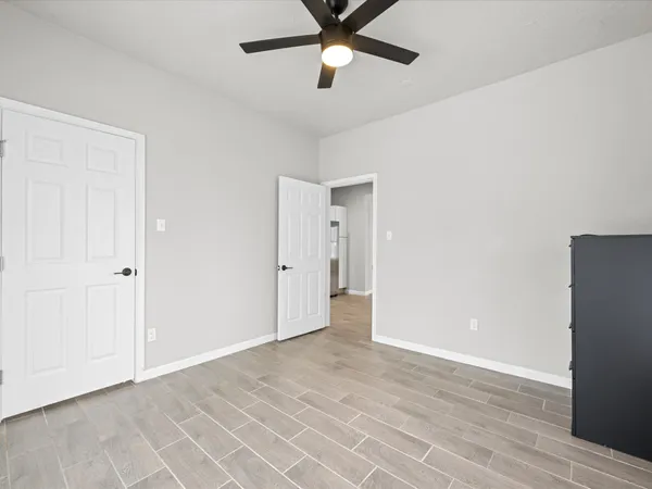 $1,600 | 1119 Waugh Drive, Unit 4, Houston, TX 77019