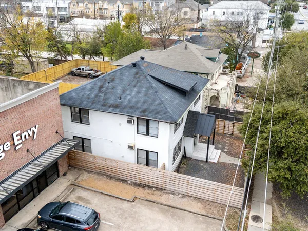 $1,600 | 1119 Waugh Drive, Unit 4, Houston, TX 77019