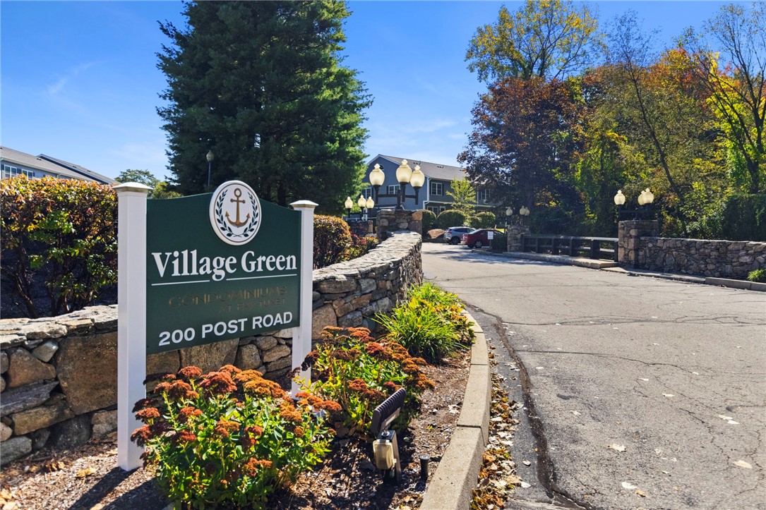 200 Post Road, Unit 603 Warwick, RI 02888 - Photo 2 of 41