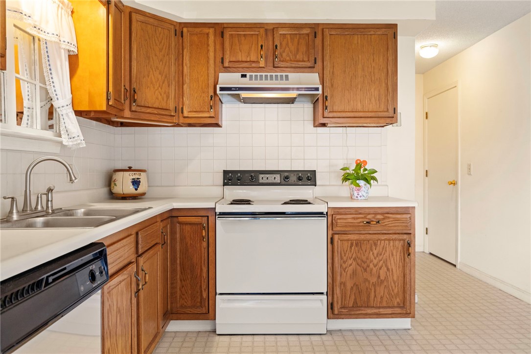 200 Post Road, Unit 603 Warwick, RI 02888 - Photo 9 of 41